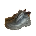 کفش ایمنی ایاک